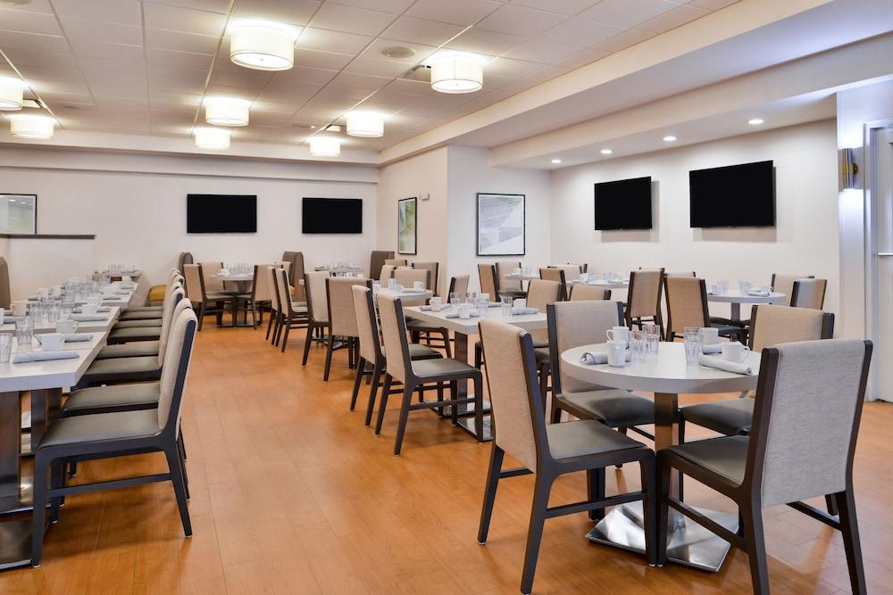 Holiday Inn Hotel & Suites Rochester - Marketplace By Ihg Kültér fotó